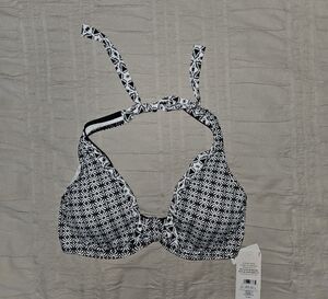 Black and White Patterned Bikini Top